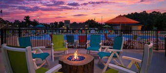 106-Walk to Downtown & Landing | Pools + No Stairs