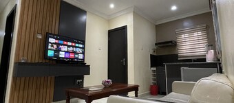 NUMBER ELEVEN HOTEL