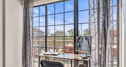 Quant Downtown Columbia Apartment