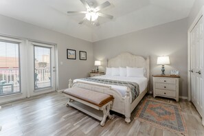 2 室のベッドルーム、アイロン / アイロン台、WiFi、ベッドシーツ