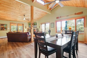 Cabin, Multiple Beds (Camp Dancing Bears -Classic Retreat) | Dining