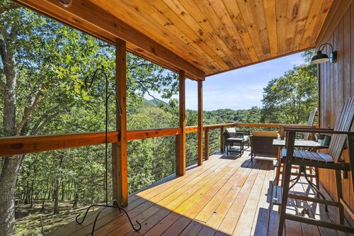 Camp Dancing Bears -classic Retreat