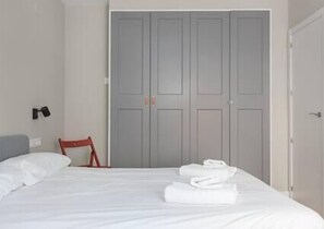 3 bedrooms, travel crib, WiFi, bed sheets - Los Piolets - 3 Dormitorios y Recién Reformado (Jaca)