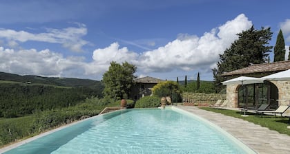 Villa Montecarulli in San Gimignano private pool