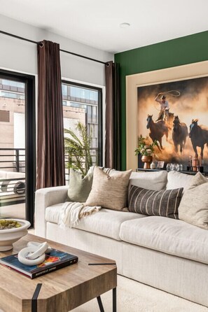 TV connectée, table de tennis de table