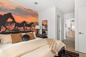1 habitación, tabla de planchar con plancha y cuna de viaje 