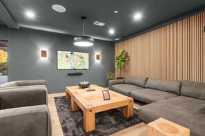 Smart TV, offices
