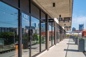 Exterior detail - NashVybe PH Condo| Broadway & Gulch| Pool, Parking (Nashville)