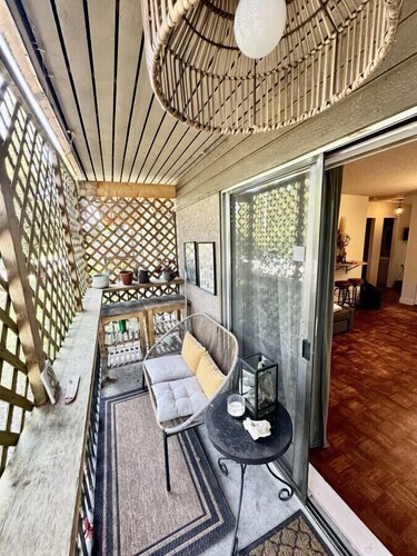 Cute & Cozy Mount Pleasant Gem near Park!