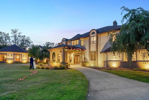 12,000 Sq Ft Luxury Mansion | Events & Weddings