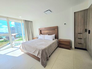 2 habitaciones, cubrecamas y caja de seguridad en la habitación 