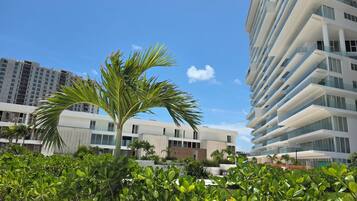 Panoramic Apartment | Terrace/patio