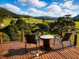 Cabin | Outdoor dining