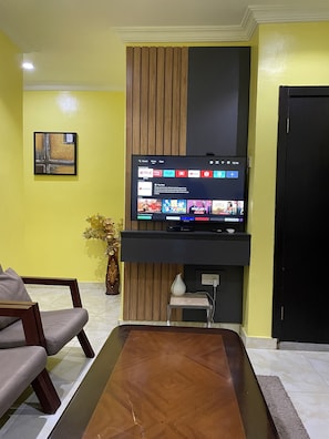 Living area - NUMBER ELEVEN APARTMENTS (Lagos)