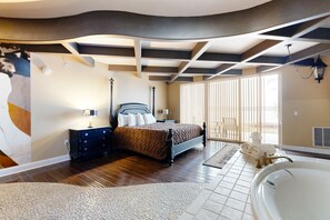 Strykejern/-brett, internettilgang og sengetøy