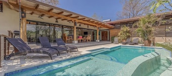 Wonderful home in GBC w/ Inf. pool 5 min to surf