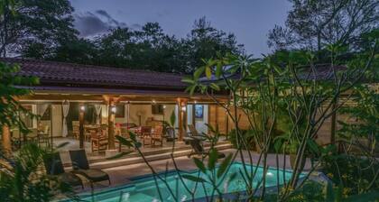 Wonderful home in GBC w/ Inf. pool 5 min to surf