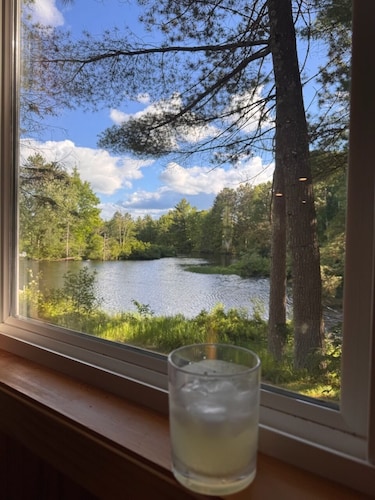 Somo River Home - Fire Pit, Dog Friendly, W&D, Kayaks, Canoe