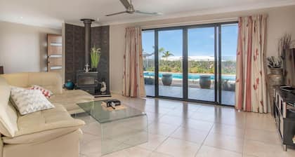 Coastal Comfort with Fraser Island Views