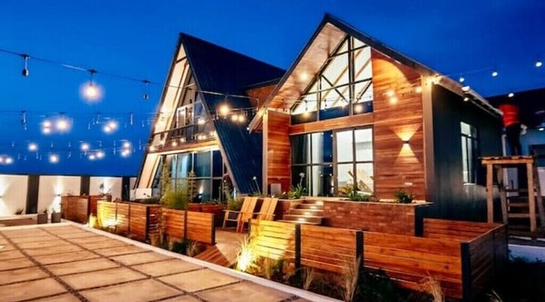 Exterior - Studio Cabin 2016 (Dodoma)