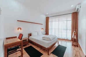 2 bedrooms - Lovely 2 bedroom vacation home with pool. (Moshi Urban)