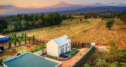 Lovely 2 bedroom vacation home with pool.