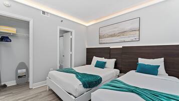 2 bedrooms, iron/ironing board, WiFi, bed sheets