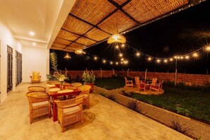 Dining - Kiringa Cabin by Pazuri (Arusha)