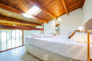 2 chambres, fer et planche Ă repasser, Wi-Fi, draps fournis