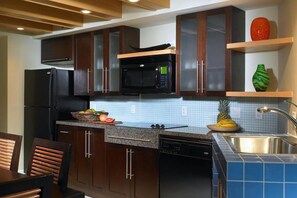 Private kitchen - 30% off Westin St. John Bay Vista 3BR Sleeps 10 3BD/3BA - 7/4/2026 to 7/11/2026 (Cruz Bay)
