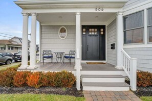 Exterior detail - 6BR Belmar Beach Family Home -Walk to Beach & Lake (Belmar)