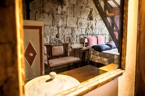 2 makuuhuonetta, työpöytä, silitysrauta/-lauta, Wi-Fi