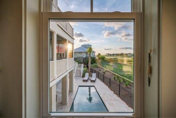 Interior - 515 Tarpon Blvd - New to VRBO! Resort Access Included! (Saint Helena Island)