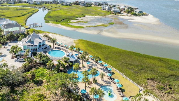 A coastal resort with multiple swimming pools, beachfront villas, and a marina. - 622 Newhaven (Fripp Island)