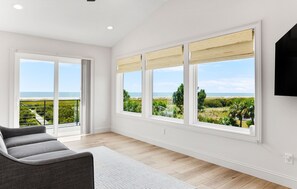 TV - 718 Swordfish Road - New to VRBO! Resort Access Included! (Fripp Island)