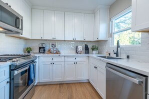 Fridge, microwave, oven, dishwasher