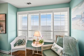 Téléviseur, lecteur de DVD