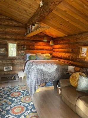 1 bedroom, iron/ironing board, free WiFi, bed sheets - Aurora View Log Cabin – Authentic Alaskan Experience (Fairbanks)