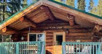 Aurora View Log Cabin – Authentic Alaskan Experience