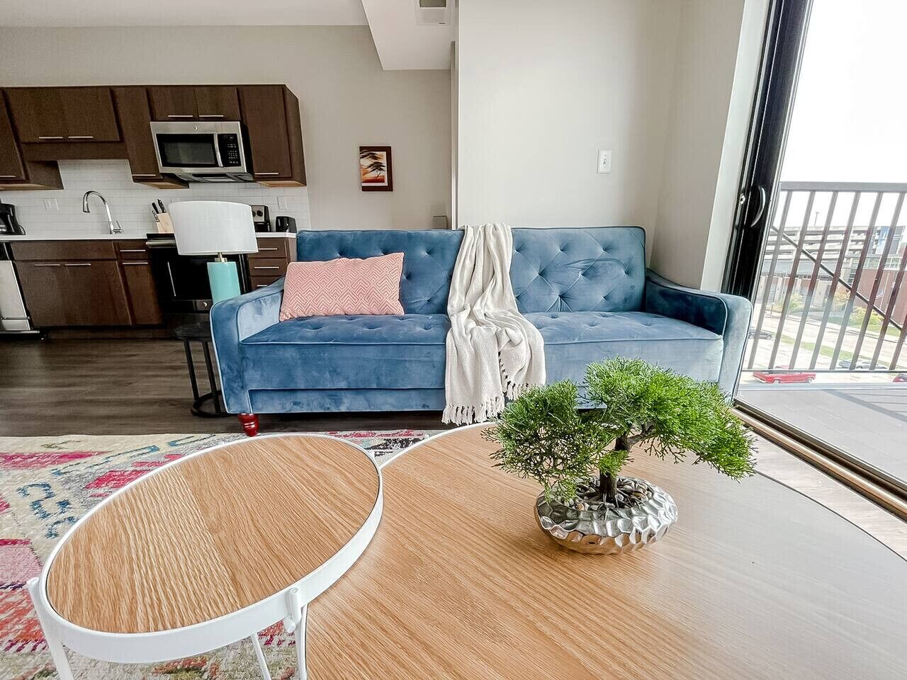 Smart-TV, Kamin, Drucker