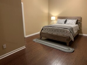 4 dormitorios, tabla de planchar con plancha, wifi y ropa de cama