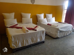 Deluxe Shared Dormitory - Matte Guest House in Modimolle Town (Modimolle)