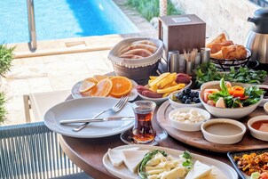 Desayuno continental incluido todos los días 