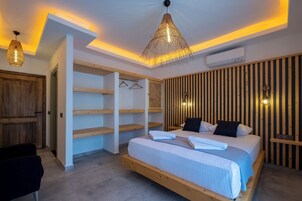 Premium bedding, Select Comfort beds, minibar, individually decorated