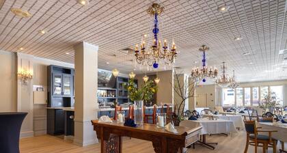 The Gem Museum Suites