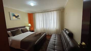 3 bedrooms, iron/ironing board, free WiFi, bed sheets