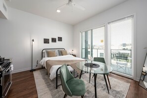 1 bedroom, desk, iron/ironing board, WiFi