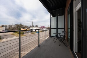 Property grounds - Cozy Studio Getaway in DT Bham l Private Balcony (Birmingham)