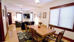 Dining - Bedford Bungalow (Bedford)