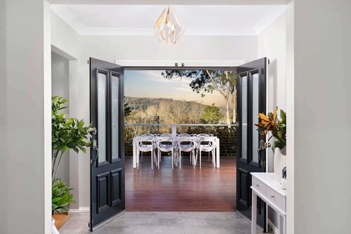 Carinya Centennial | Bowral Spa Retreat